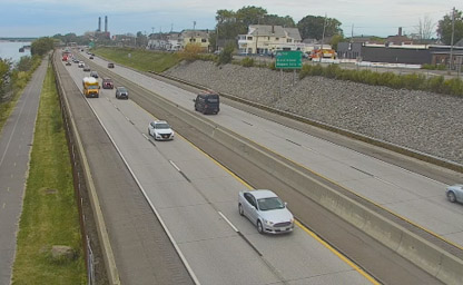 I-190 MP 010.80 SB Between Interchange 14 (Ontario Street) and 15 (Route 324)